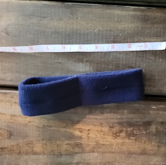 Under Armour Sweatband - Picture 2 of 5